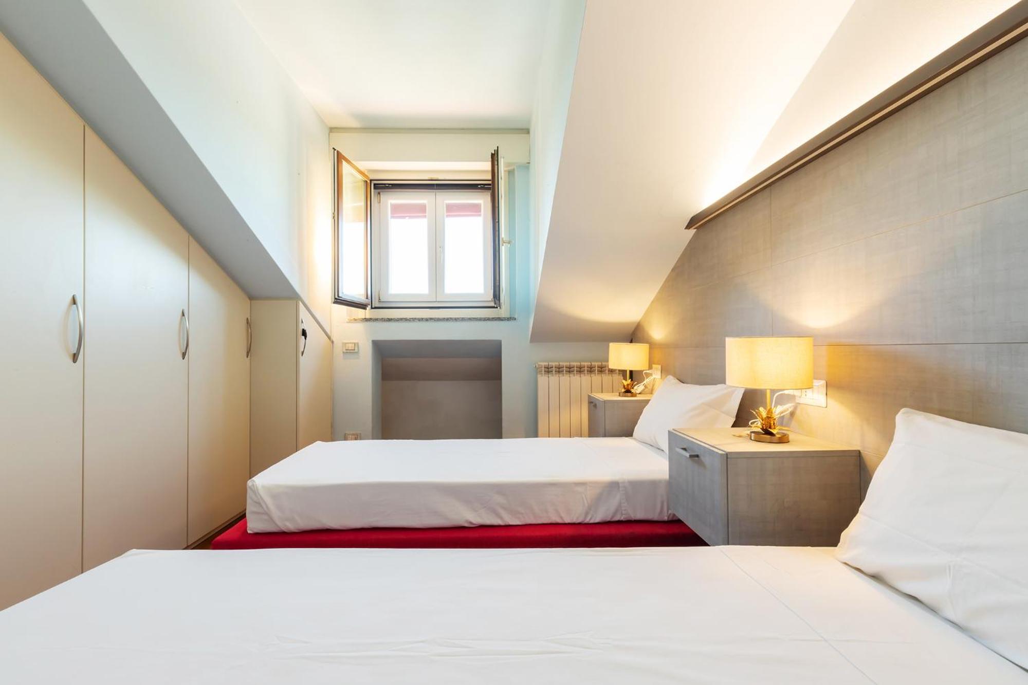 Milan Retreats Brera Apartment Bagian luar foto